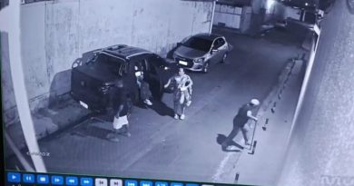 Assaltante é espancado e detido por moradores após tentar roubar família no Japiim em Manaus